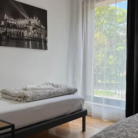 Amber Szlak Bed & Breakfast *